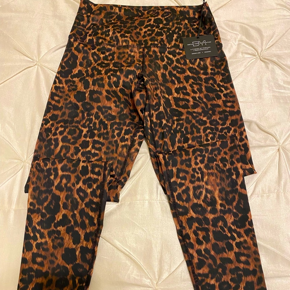 BRAND NEW WITH TAGS—DYI Printed Signature Tight Natural Leopard. Size large.